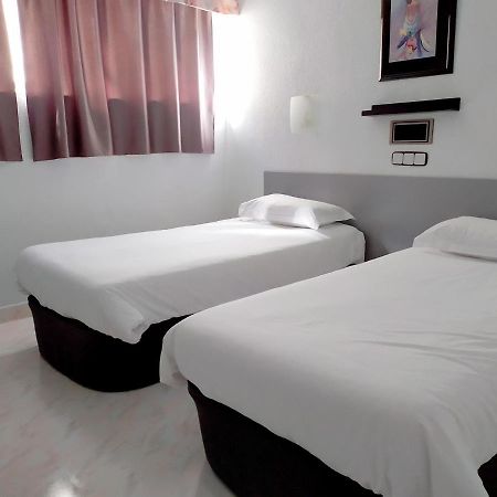 Hostal Lady Ana Maria Колладо-Виллалба Экстерьер фото
